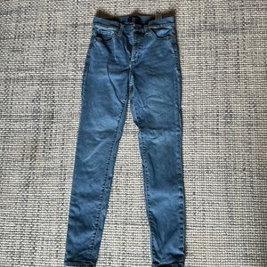 Banana republic women’s jeans size 2